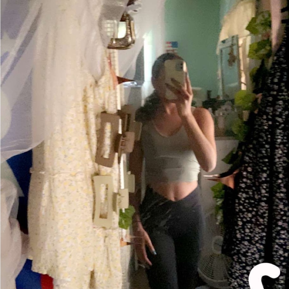 Meet your Posher, Victoria